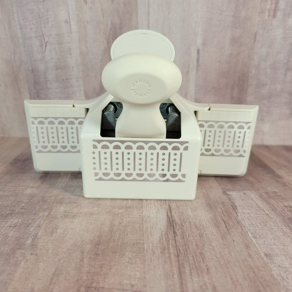 Martha Stewart Paper Punch Border Crafts Scrapbooking Loops Dots Edge - Picture 7 of 10